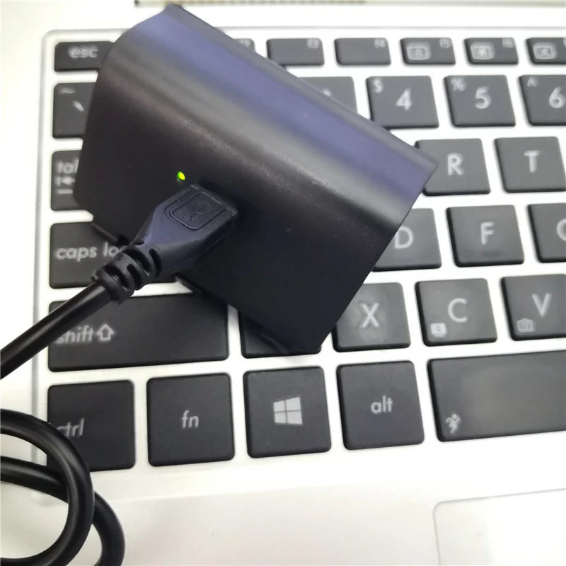 NEW 1/2Pcs 2400mAh Rechargeable Battery Pack for XBOX ONE Wireless Game Controller Replacement Batteries with USB Charging Cable